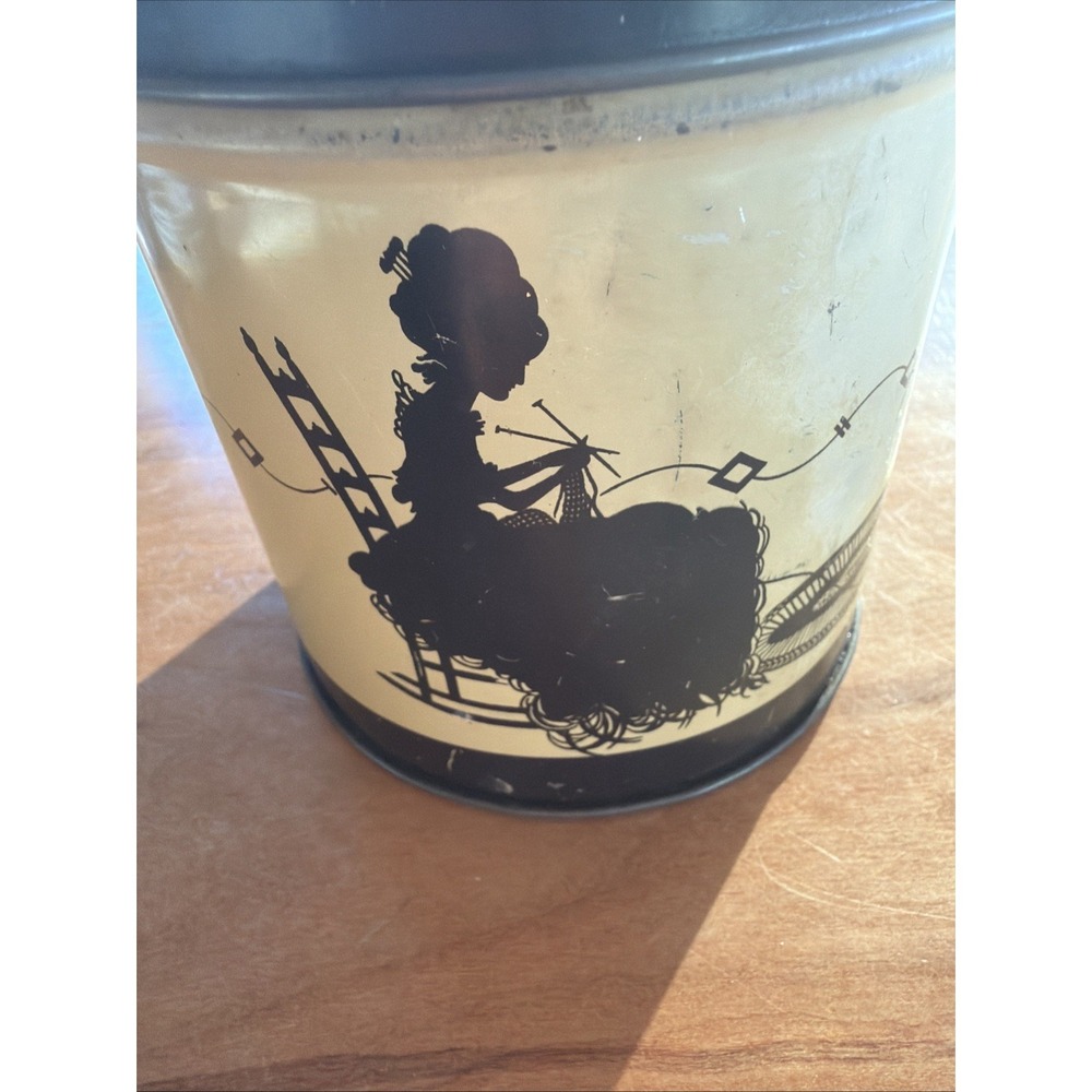 VTG Metal Yarn String Holder Tin‎ Silhouette Knitting Lady & Cat 4 3/8" Patina - Picture 3 of 6